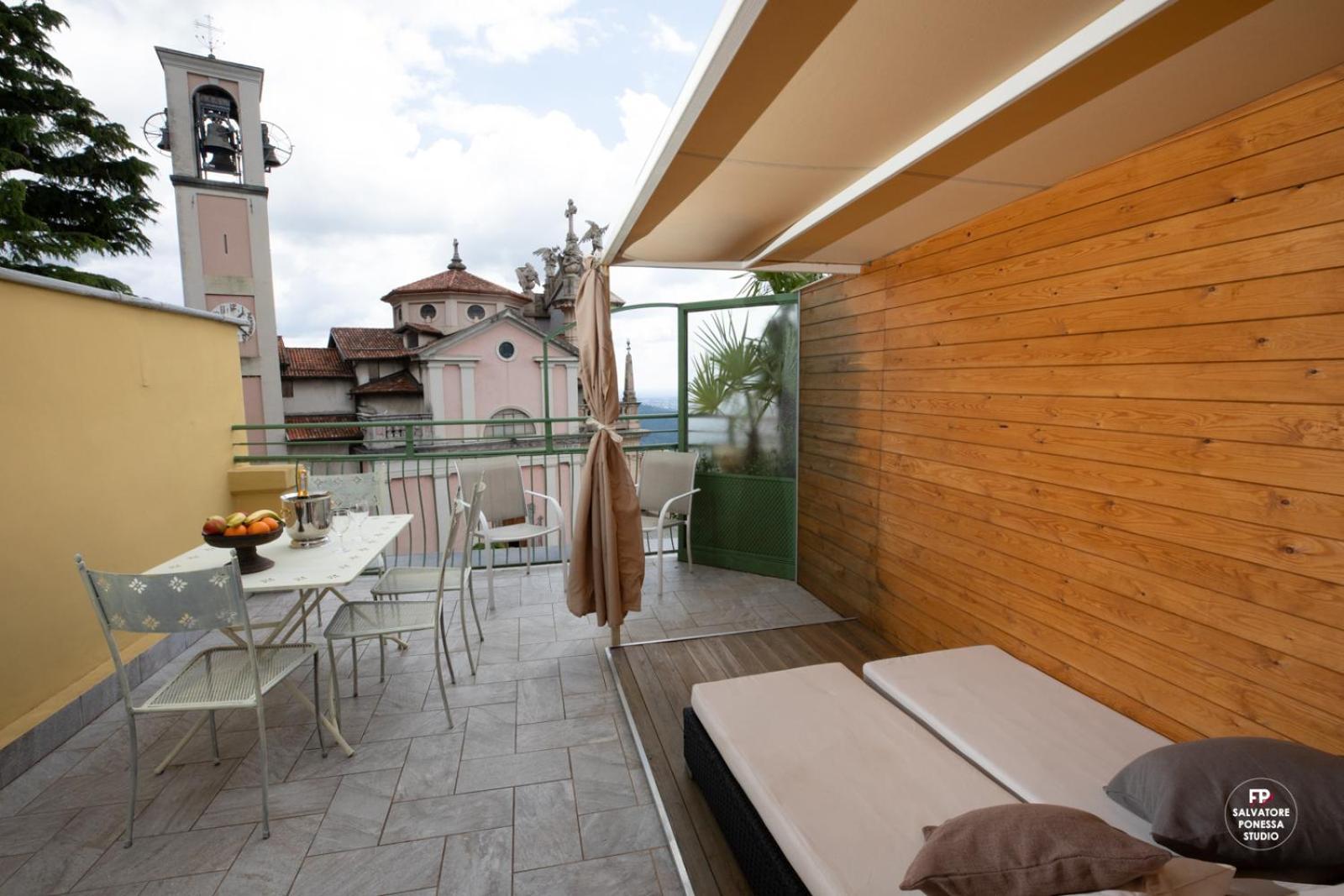 Hotel Vista Lago Brunate Exterior photo